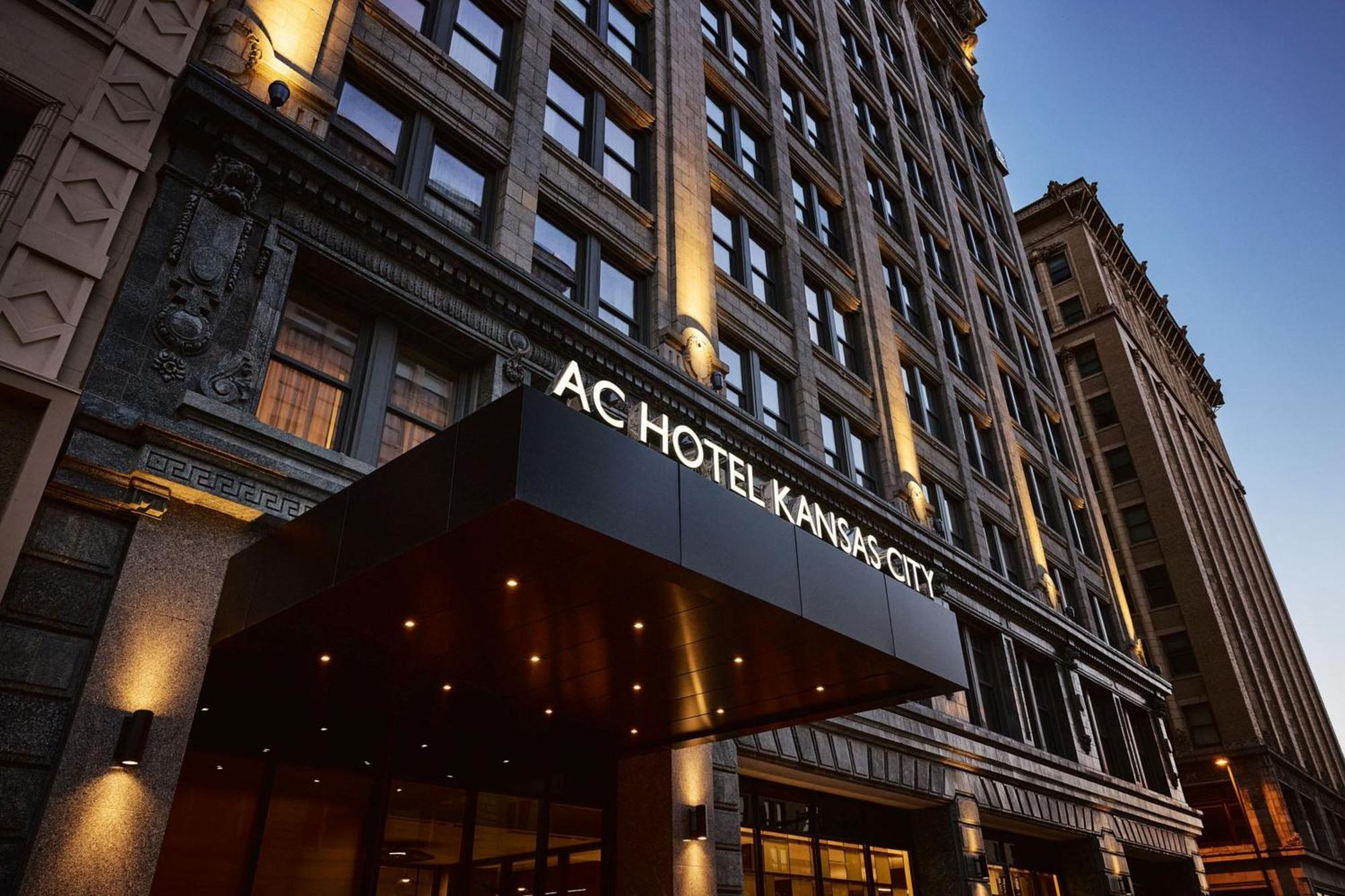 Ac Hotel By Marriott Kansas City Downtown Exterior photo
